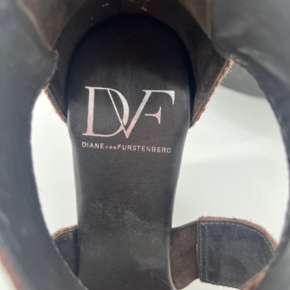 Diane Von Furstenberg Opal Wedge Sandals - Picture 8 of 12